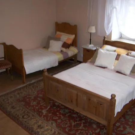 Palac Dabrowica Dabrowica (Jelenia Gora)