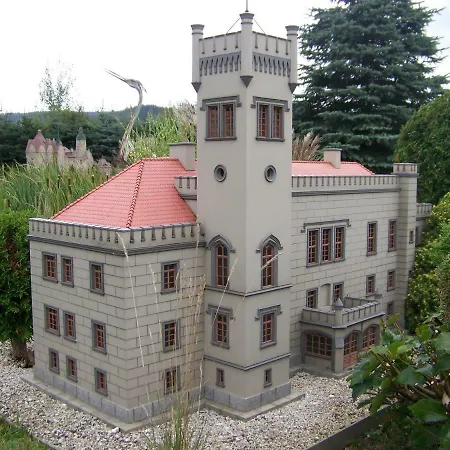 Palac Dabrowica Alloggio per agriturismo