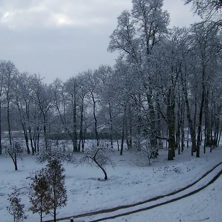 Palac Dabrowica Séjour à la ferme *