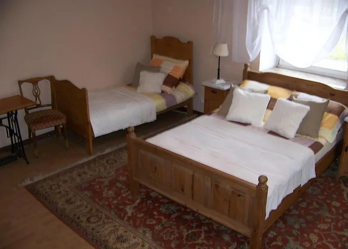 Palac Dabrowica Dabrowica (Jelenia Gora)