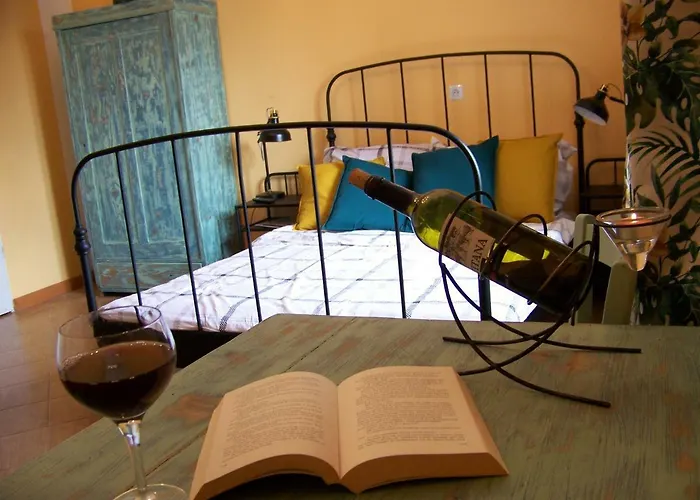 Gospodarstwo agroturystyczne Pałac Dąbrowica Dabrowica (Jelenia Gora)